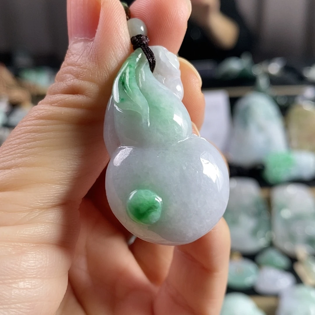 颈饰未镶嵌翡翠葫芦