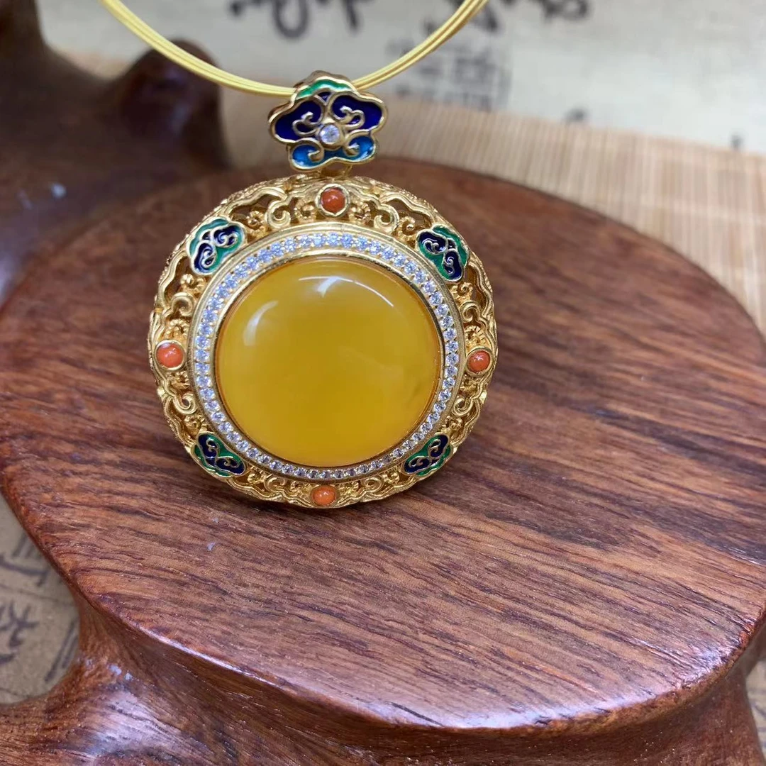 天然蜜蜡蛋面吊坠、经典百搭轻奢时尚大气701063#顺丰包邮