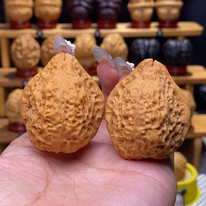 文玩核桃把件宝月护嘴37