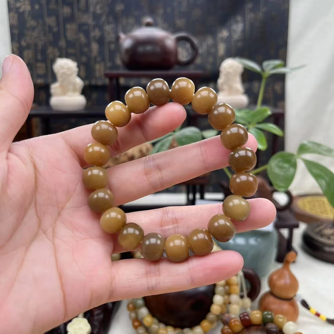 棕绿 原生态玉化阴皮料 卡12 油性好 印尼料子