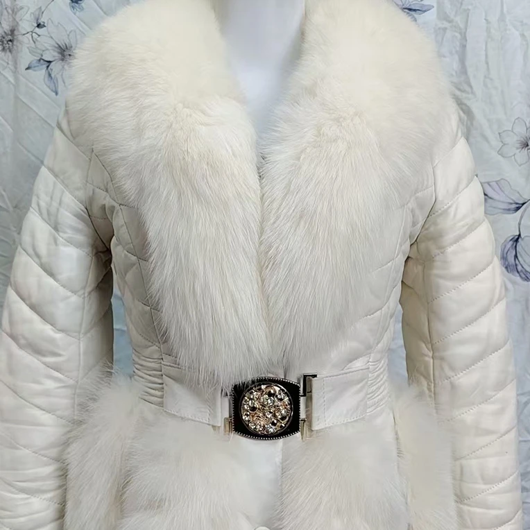 （图片仅供参考以直播间为准）女款时尚皮羽绒