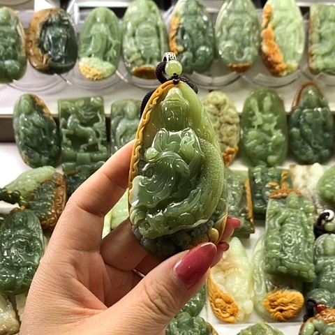 和田玉未镶嵌挂件