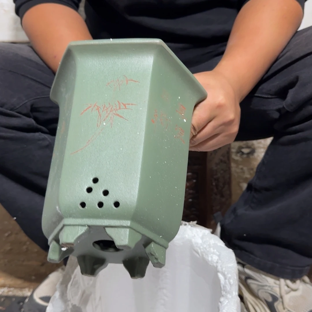 紫砂花盆瑕疵是我