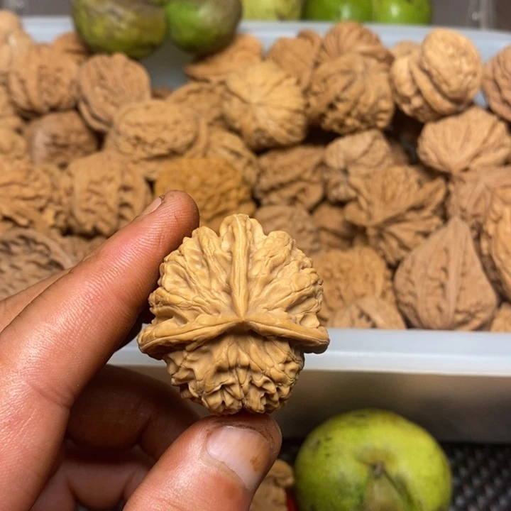 兵***生吊坠文玩核桃文玩核桃异形单只