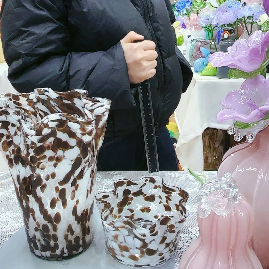 福利不退不换琉璃花瓶艺术品