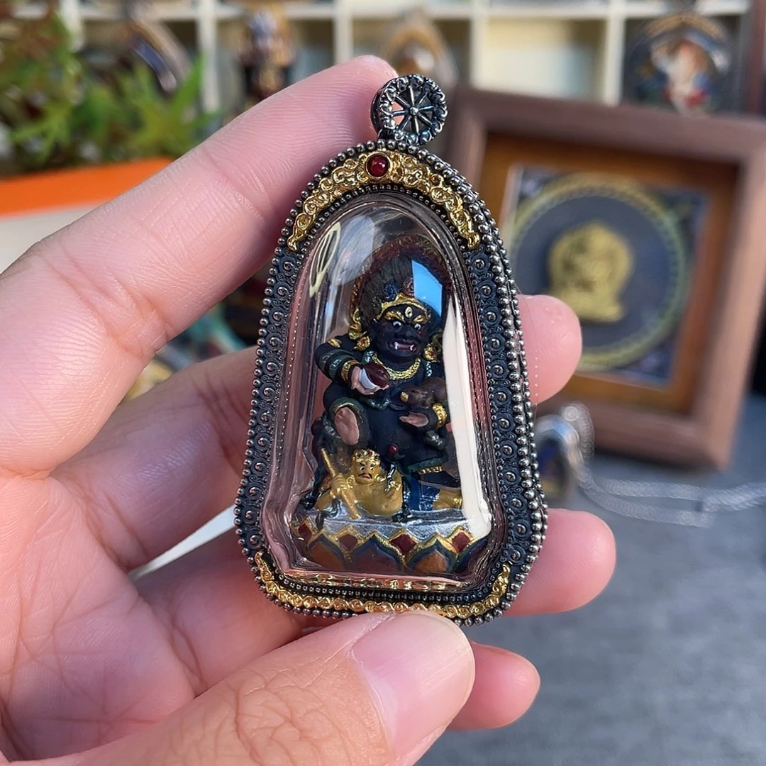 泥塑无*空立体黑老爷擦擦