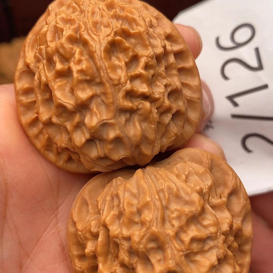 把件文玩核桃40.5金牛