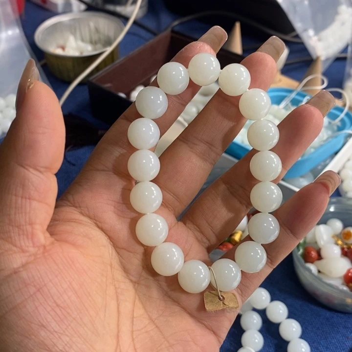 未镶嵌手链和田玉平*.