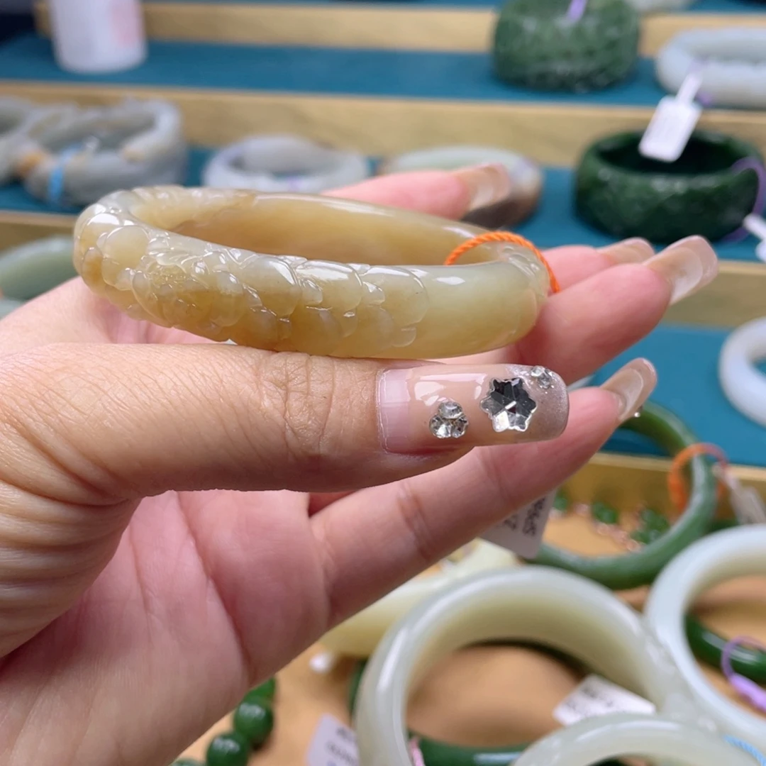 和田玉手镯未镶嵌75