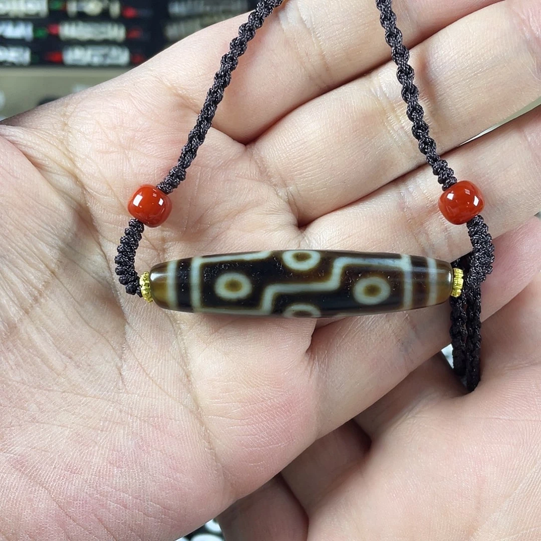 玛瑙/玉髓合金颈饰张奎