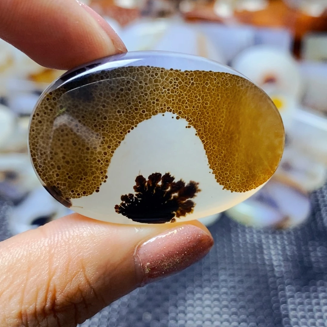 玛瑙/玉髓未镶嵌珠宝半成品