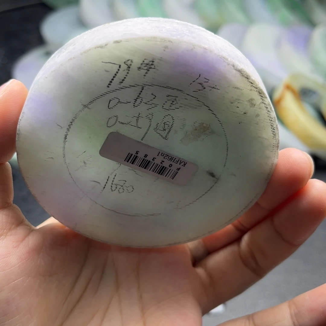 未镶嵌翡翠手镯定制翡翠