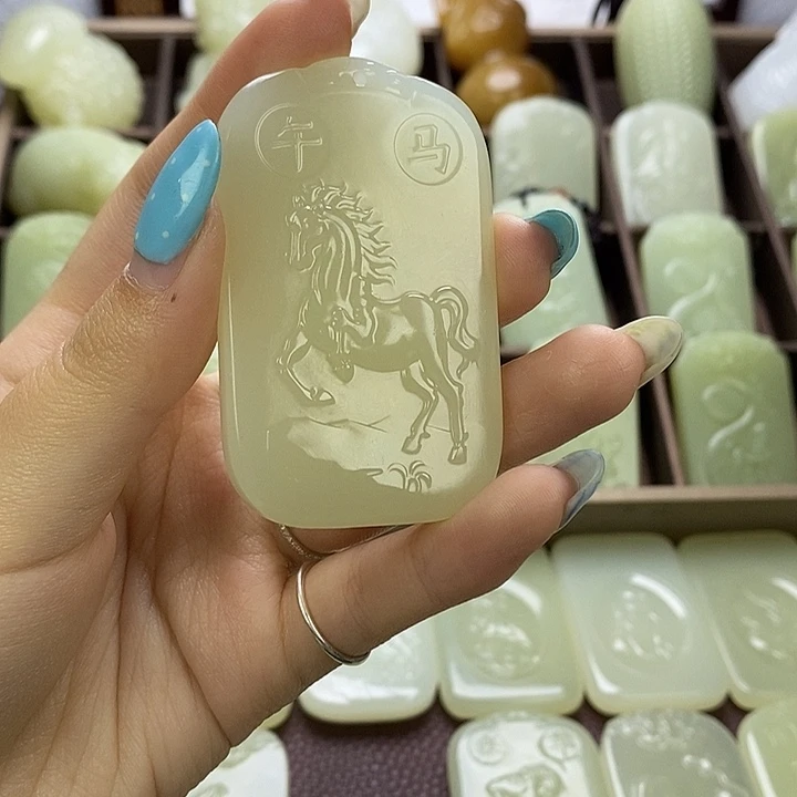 昆仑石双面守护马