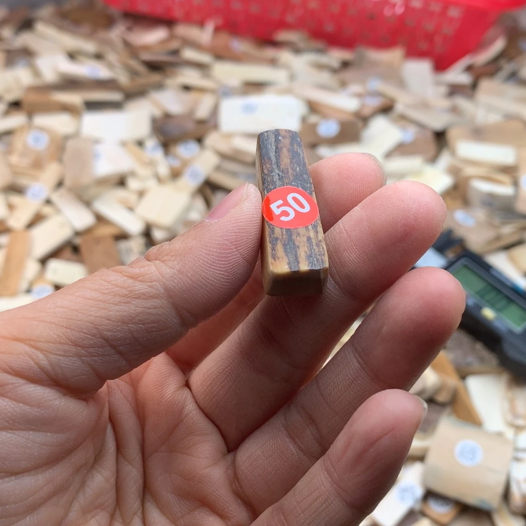 泥塑给****信工艺品工艺品