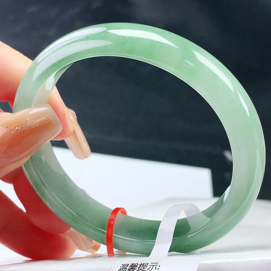 未镶嵌手镯翡翠57贵妃