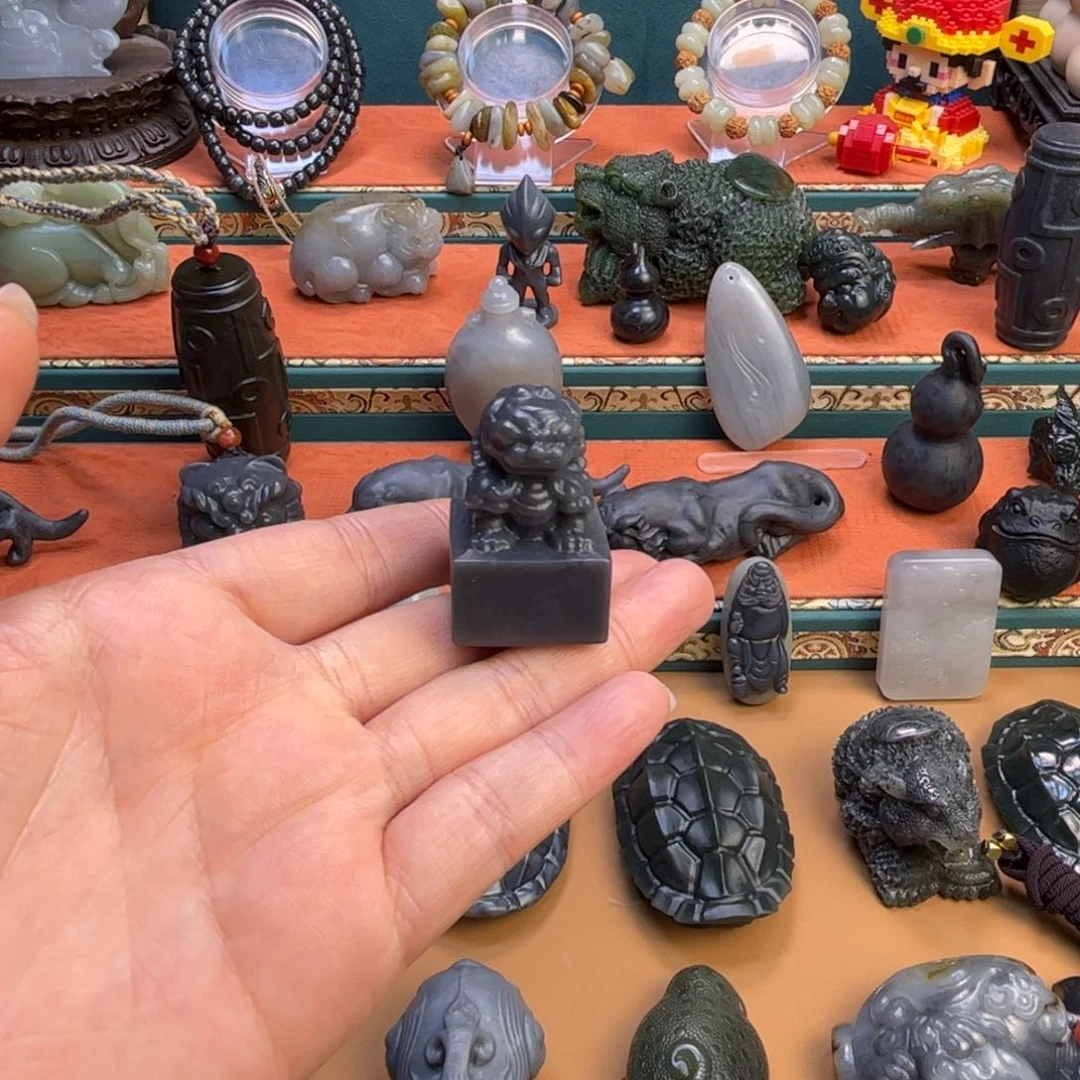 未镶嵌和田玉挂件