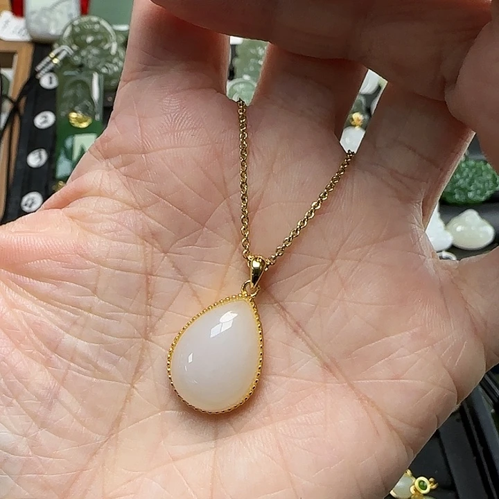 和田玉银S925镶嵌颈饰