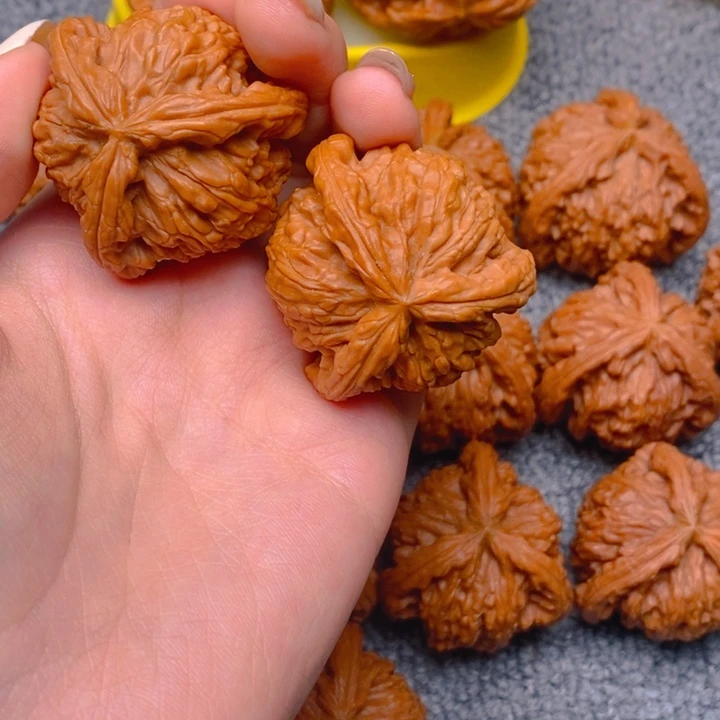 A***n吊坠文玩核桃核桃