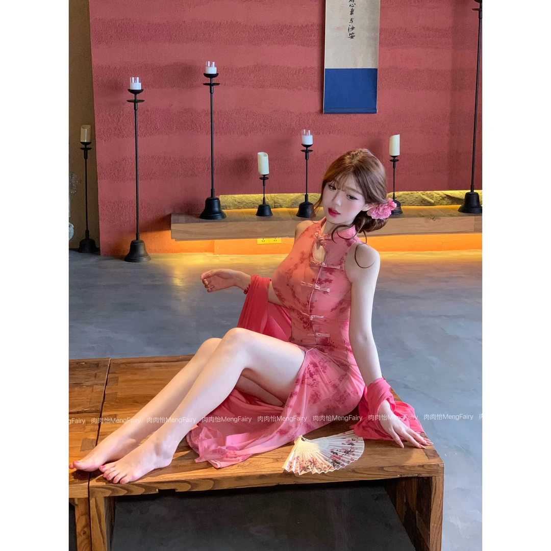 萌面侠肉肉怡 现货【媚骨天成】新中式艳丽植绒印花改良连衣裙6497