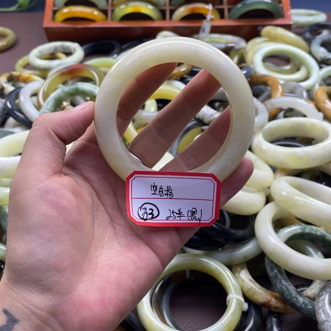 *****蛇纹石玉未镶嵌手镯