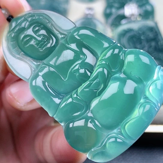 【闪购商品】翡翠颈饰未镶嵌天然翡翠