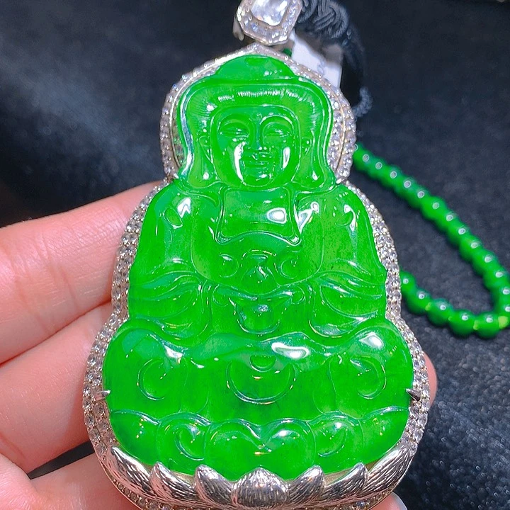 【闪购商品】翡翠颈饰18K金镶嵌翡翠