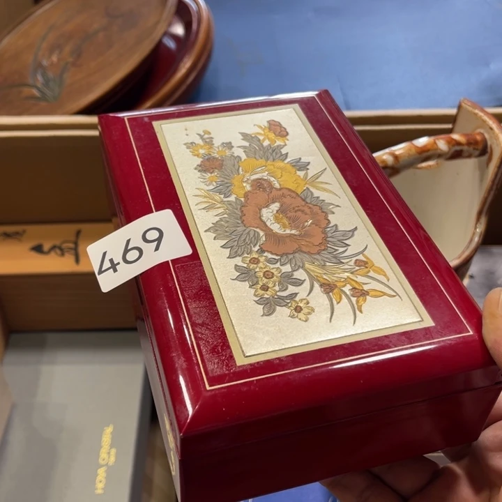 盖碗瓷器制作工艺精湛