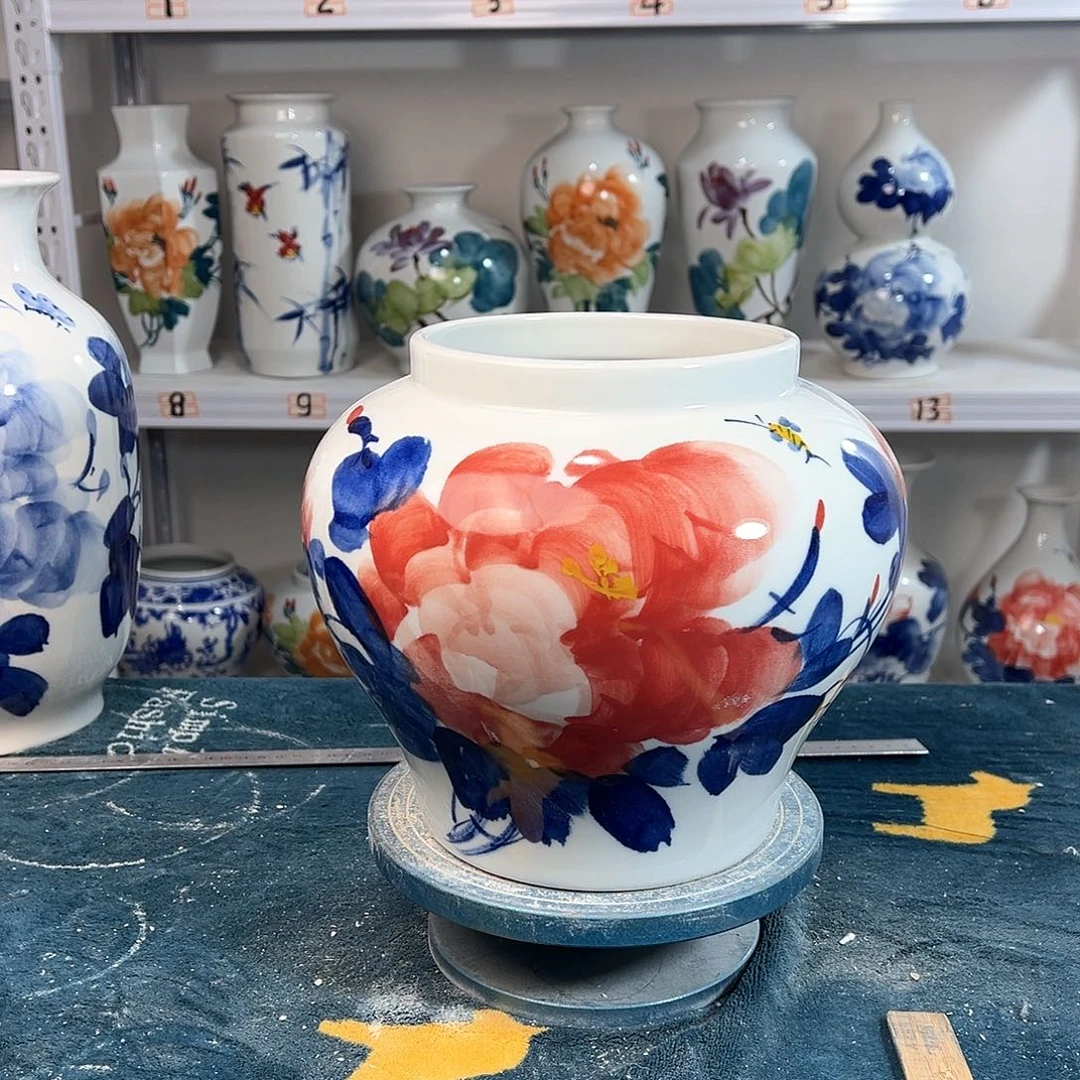 摆件景德镇陶瓷大口红牡