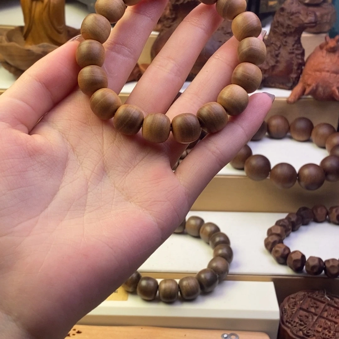 劉***月檀香木手串/手链老山檀香1112横纹黑肉奶香