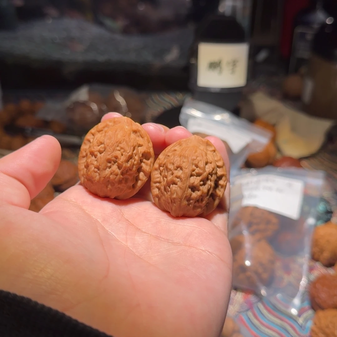 把件文玩核桃1949号35原树玉观音文玩核桃