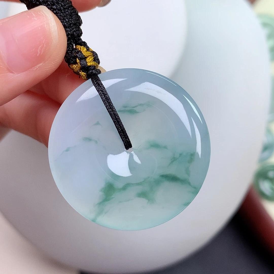 翡翠未镶嵌颈饰平安扣 34.2-5.8mm