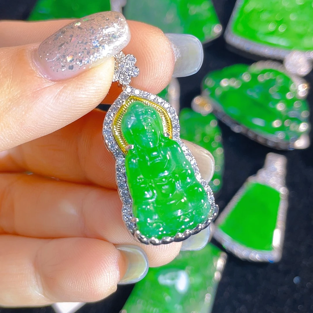 翡翠未镶嵌颈饰翡翠