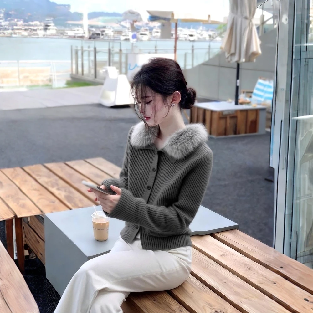 韩系毛毛领短款毛衣开衫秋冬新款单排扣针织衫小众炸街高级感女装