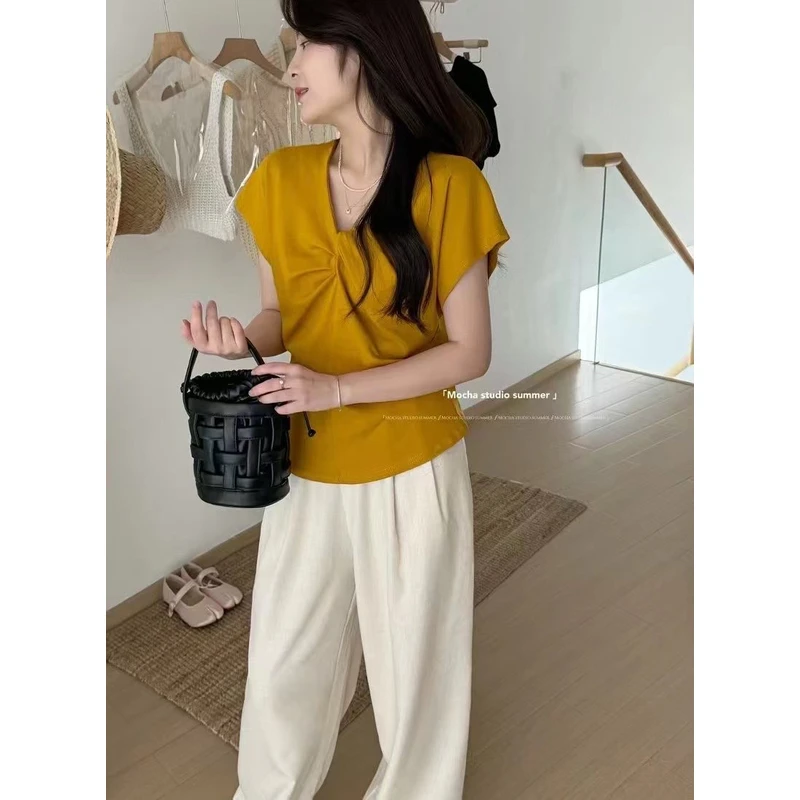 薇莎1130【扭结领】特色V领短袖T恤