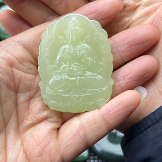 和田玉未镶嵌珠宝半成品