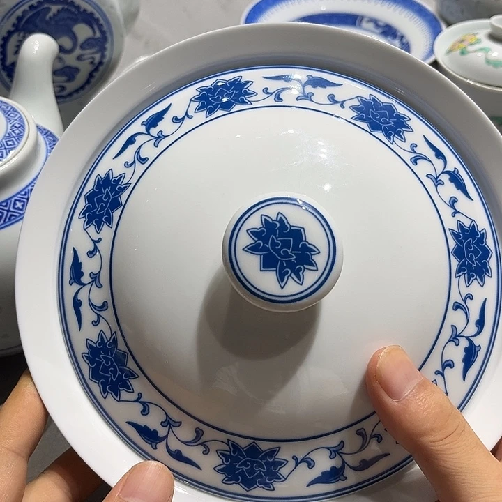景德镇陶瓷合和器