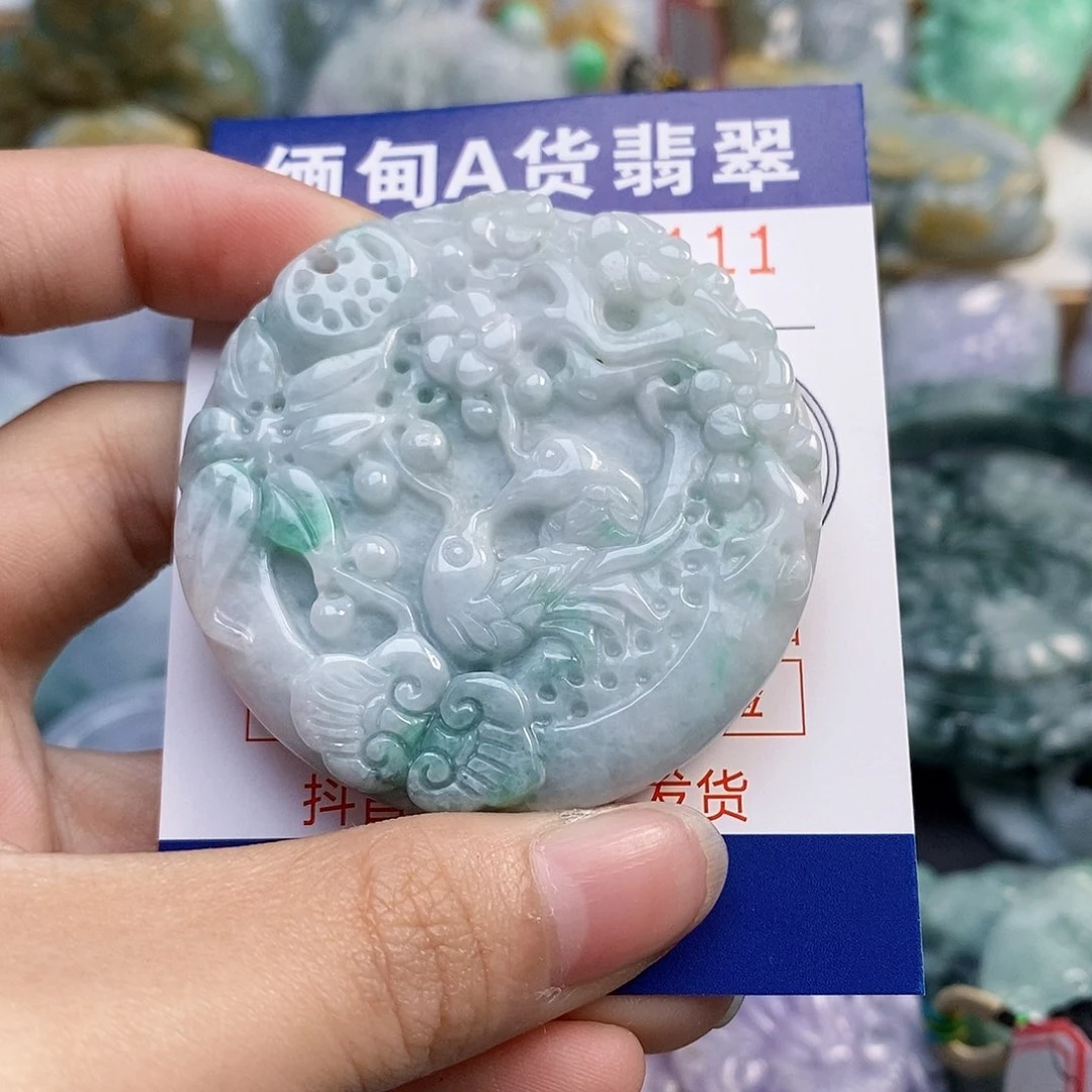 吊坠(不含链)未镶嵌翡翠