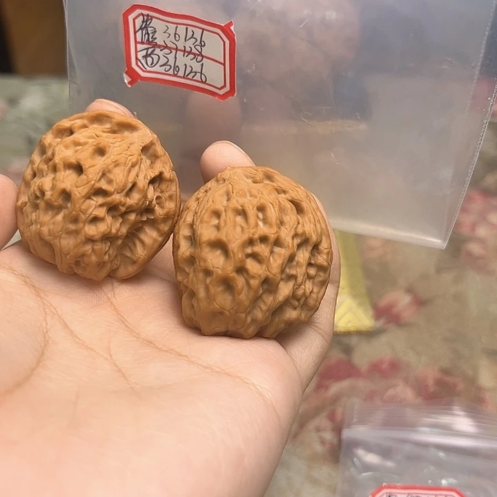 文玩核桃把件大**毒非嫁接北京