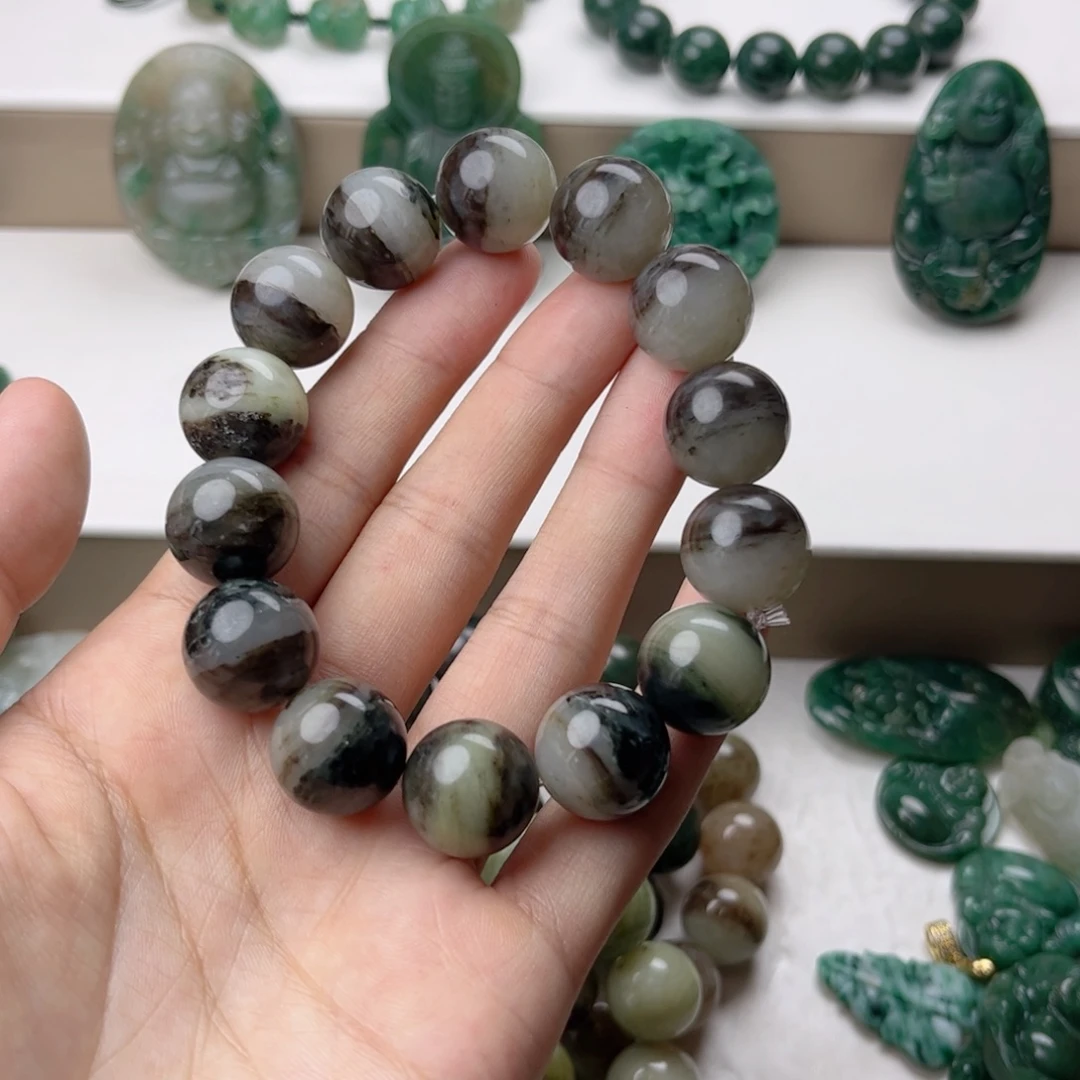 小***雪独山玉未镶嵌手串