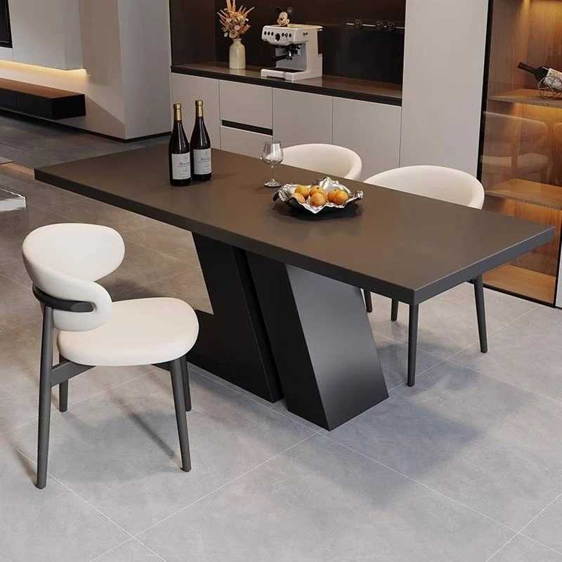 纯黑岩板餐桌椅下挂型现代简约风意式极简家用2025设计师新款饭桌