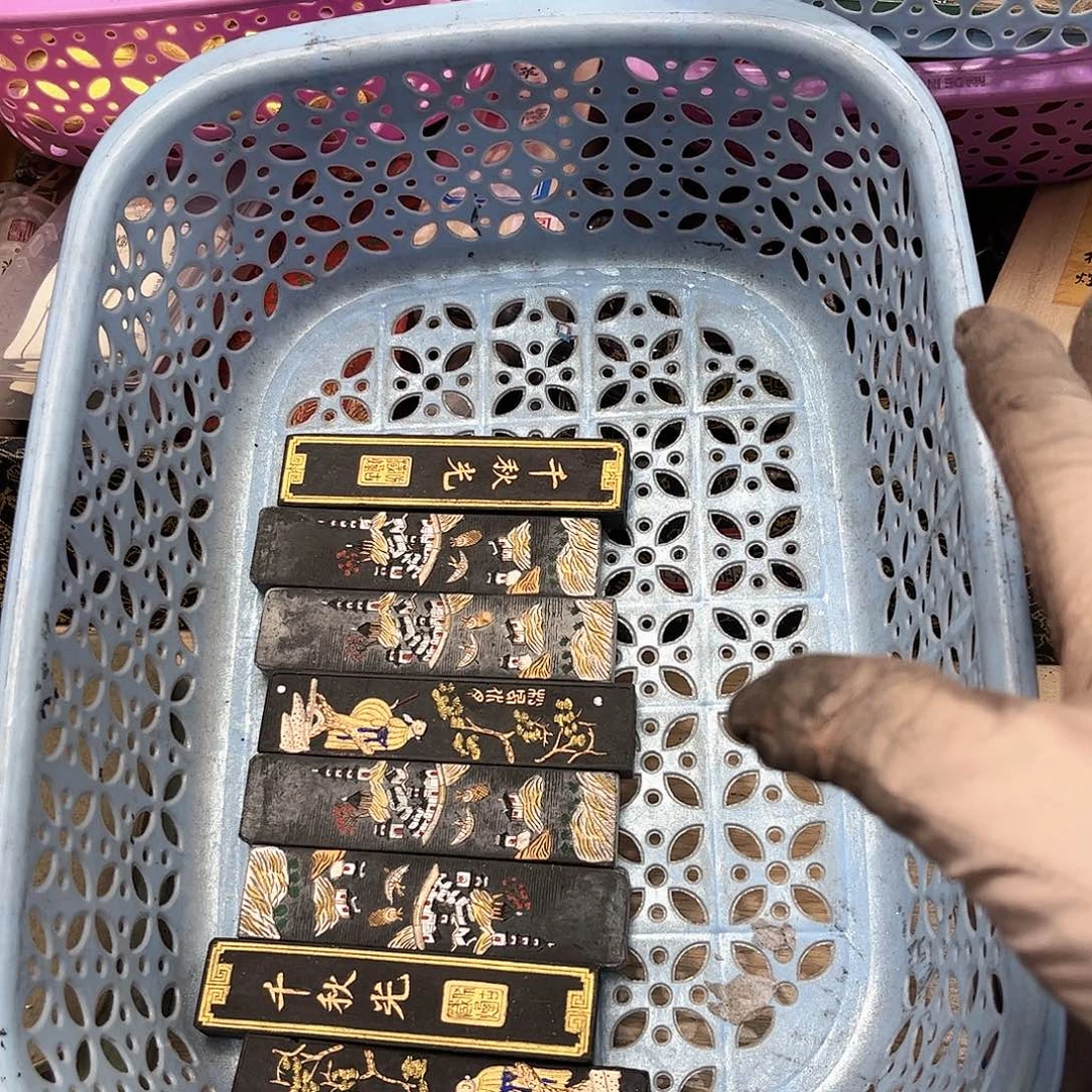 哈哈哈哈哈刚刚8条