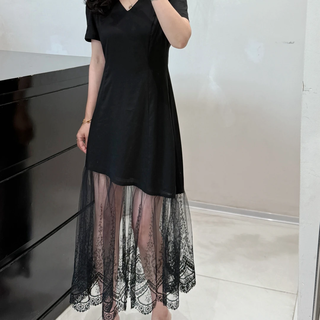 夏季新款时尚气质优雅显瘦长款拼接蕾丝连衣裙