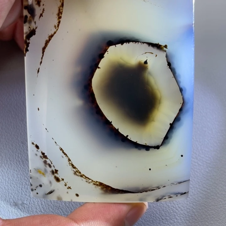 玛瑙/玉髓颈饰未镶嵌穿**空