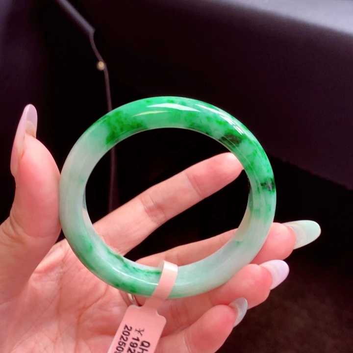 未镶嵌手镯翡翠翡翠