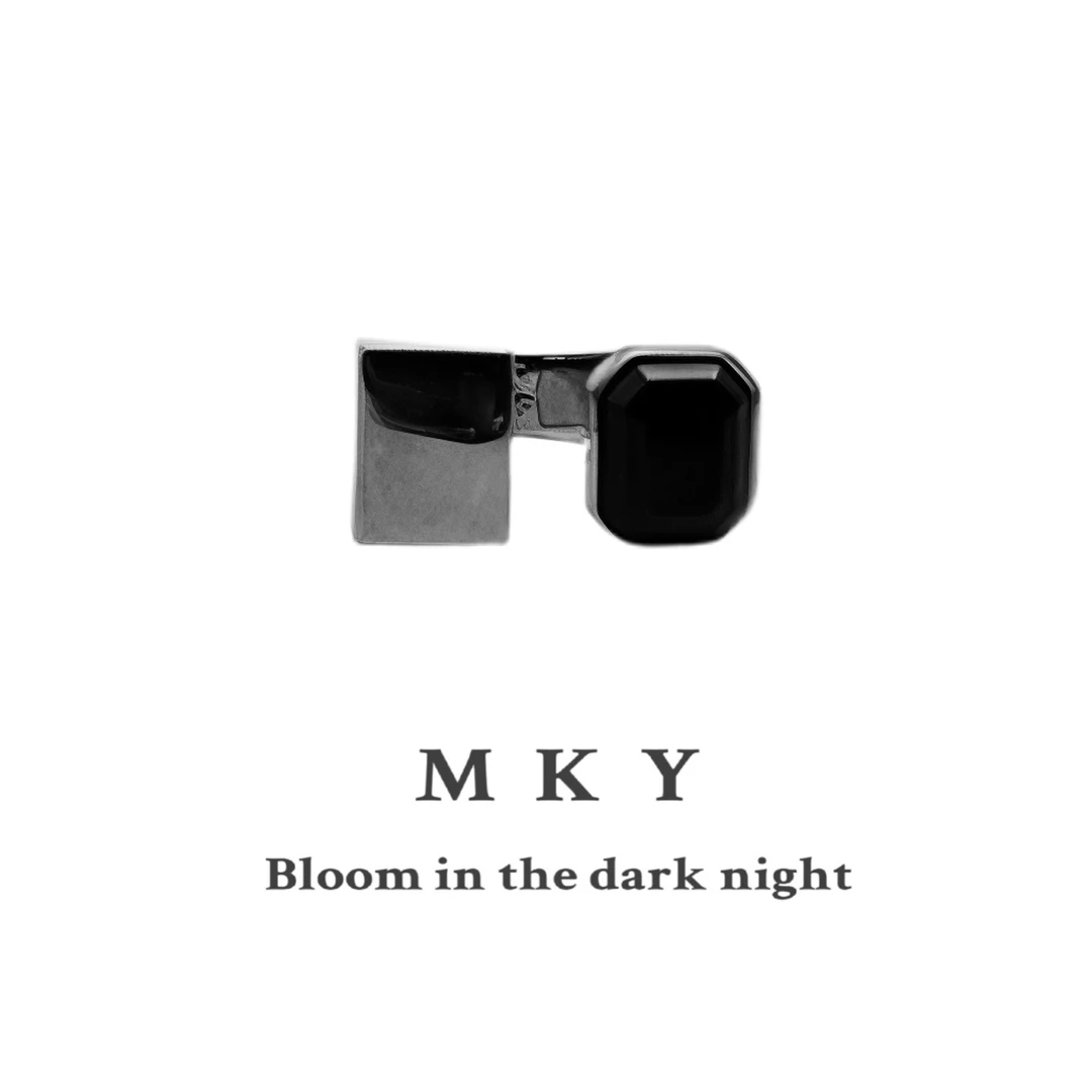 合金仿水晶戒指 MKY/高级感时尚金属饰品中性戒指原创合金戒指