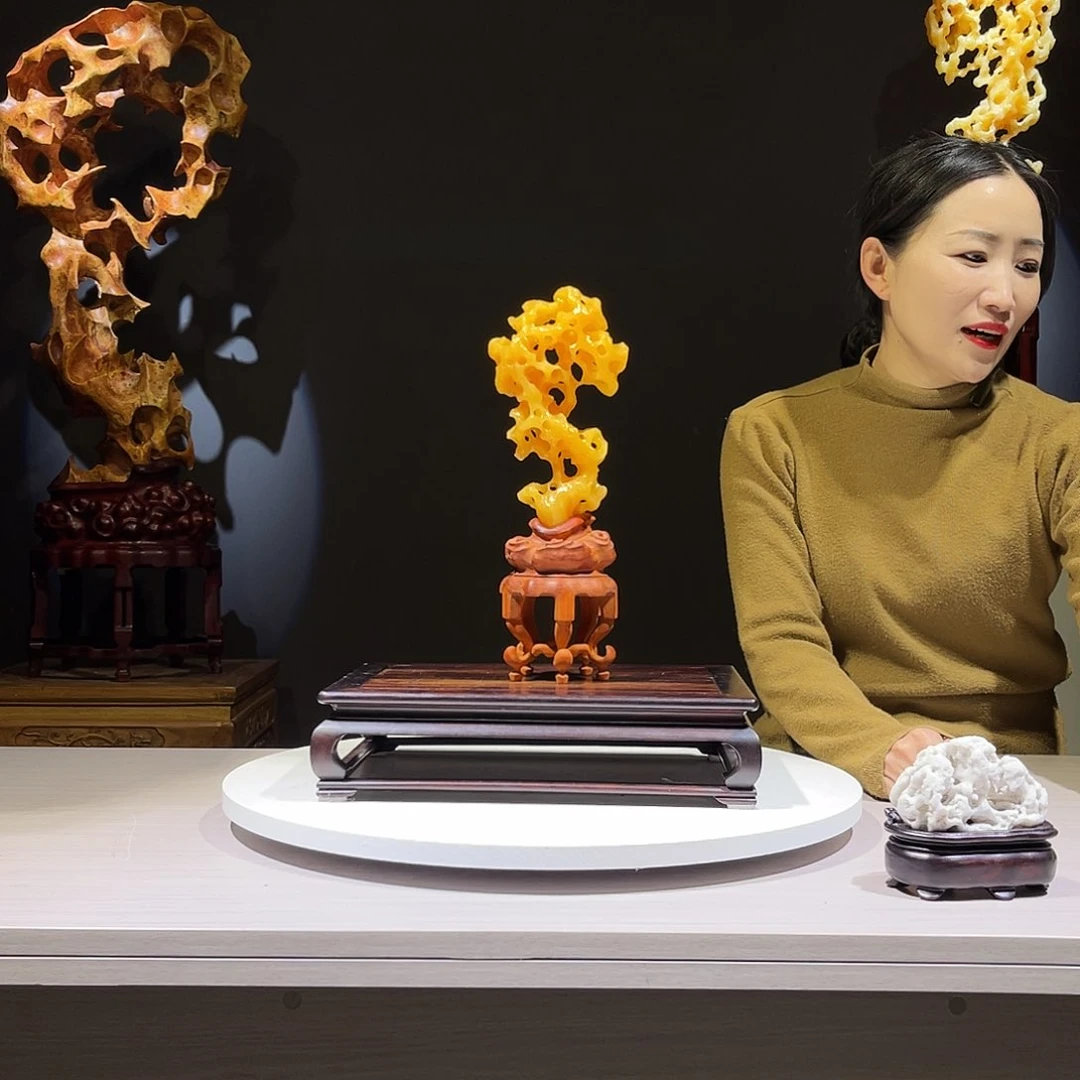 少**富太湖石，太湖石摆件