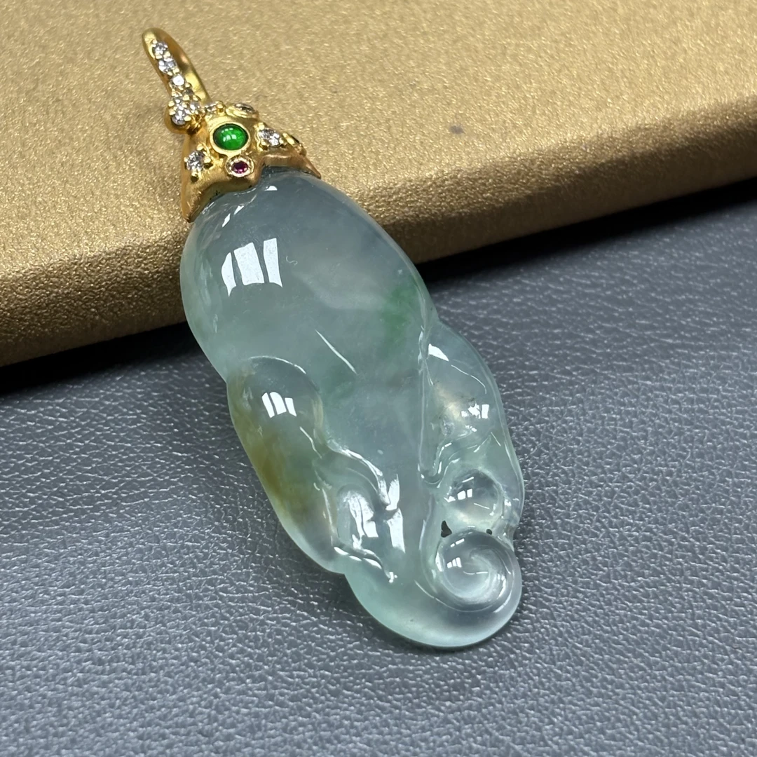 18k金古法镶嵌缅甸a货黄加绿翡翠人生如意挂件吊坠翡翠