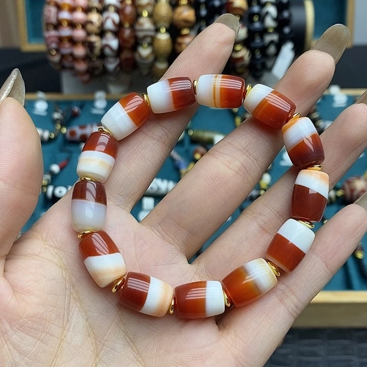 玛瑙/玉髓颈饰合金