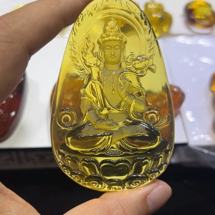 腾***帆未镶嵌颈饰琥珀琥珀吊坠