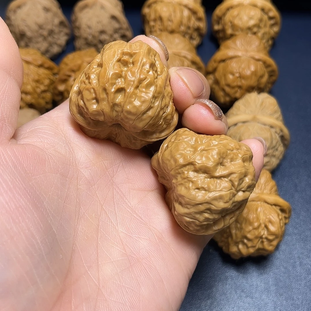 文玩核桃吊坠哇哇哇39